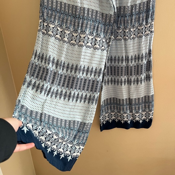 🔷PRIMARK: Women’s size 8, blue patterned flowy pants w/tie, barely worn🔷 - Picture 8 of 10